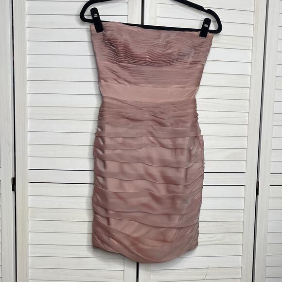 Monique Lhuillier Rouched Strapless Bridesmaid Dress Blush Pink Size 2 - Picture 2 of 7